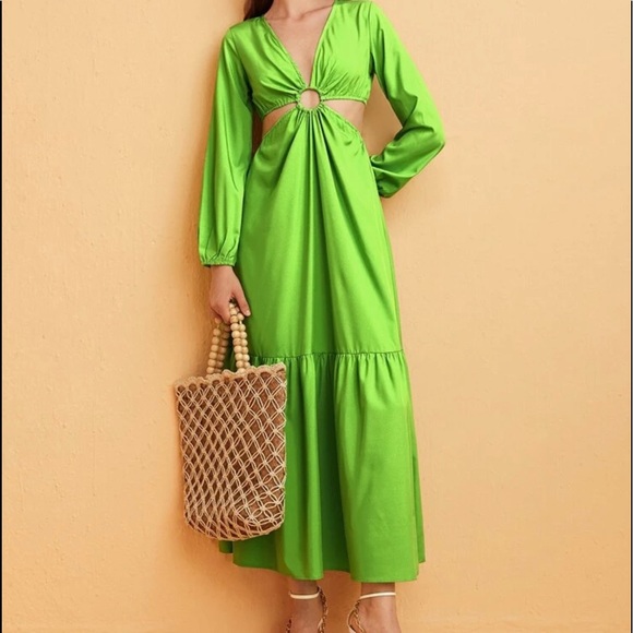 SHEIN Dresses & Skirts - Solid ring cut out A-line dress  ✨